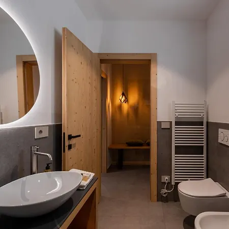 Shiloh Private Luxury Costermano